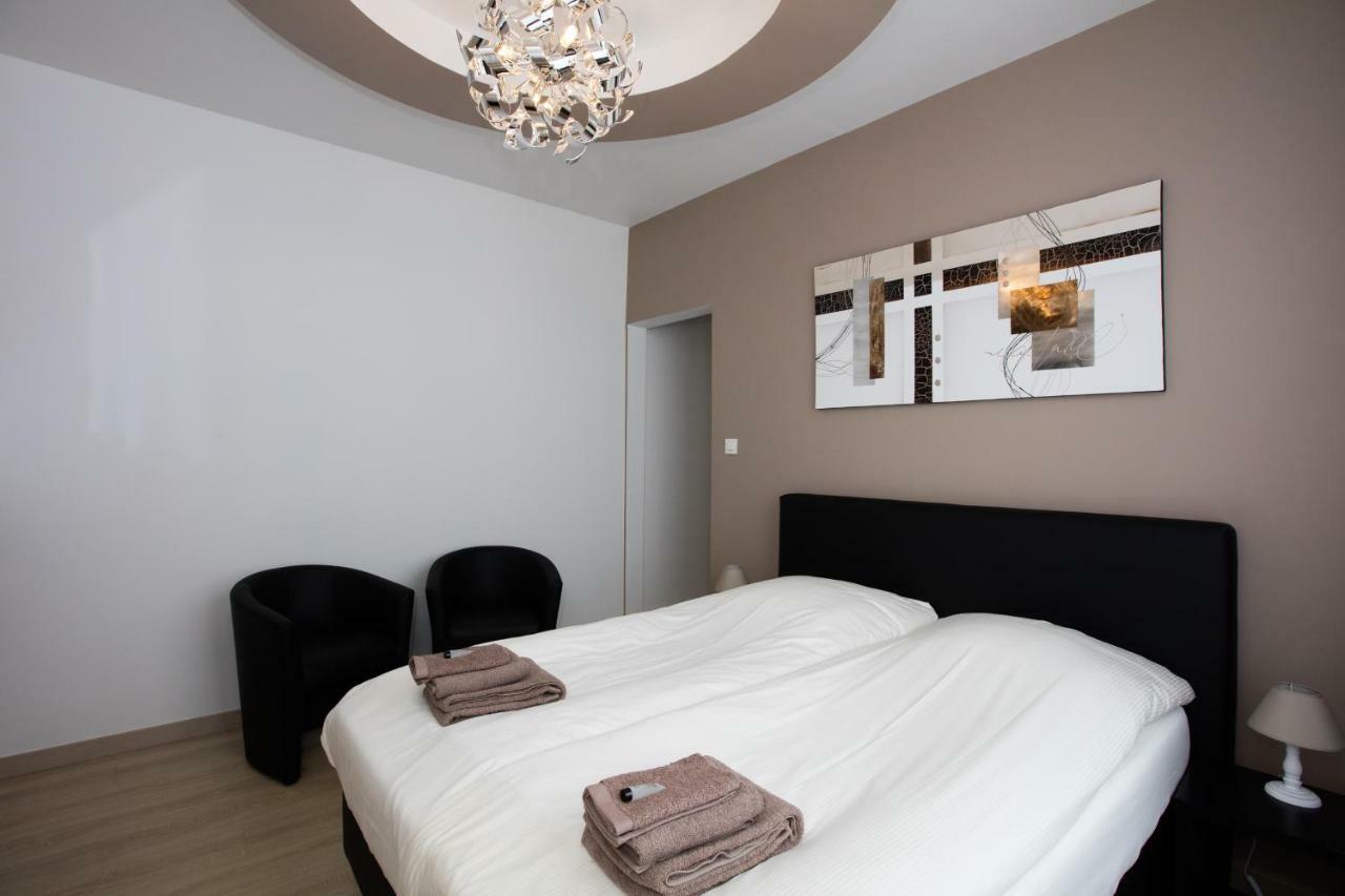 Elysian Bed & Breakfast Ипер Екстериор снимка