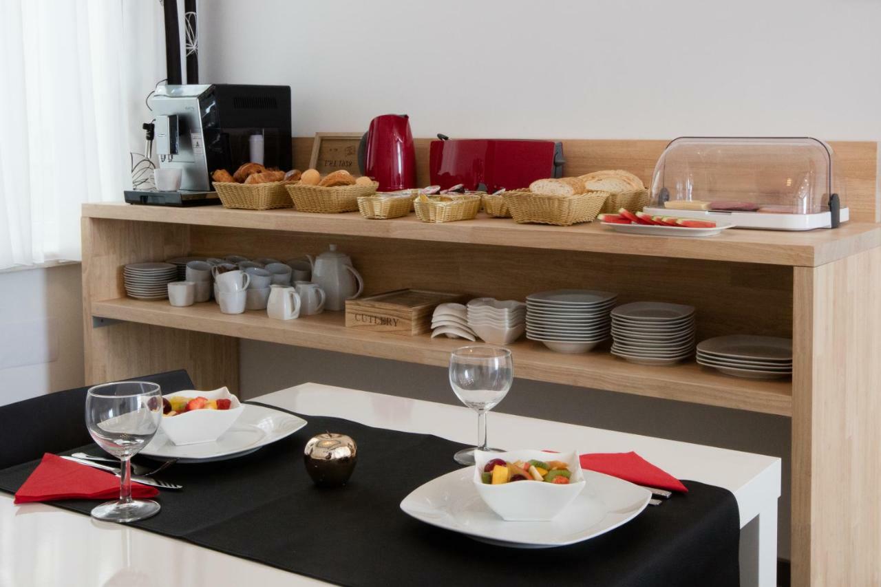 Elysian Bed & Breakfast Ипер Екстериор снимка