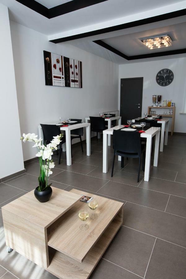 Elysian Bed & Breakfast Ипер Екстериор снимка