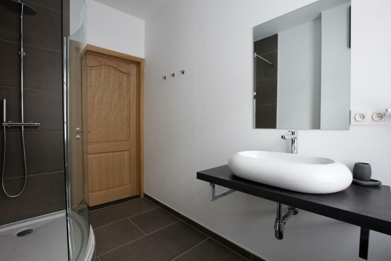 Elysian Bed & Breakfast Ипер Екстериор снимка